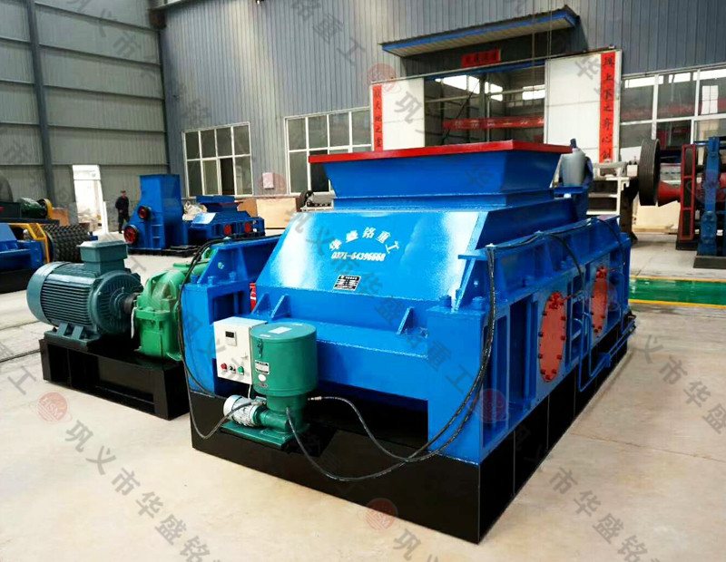 河卵石制砂選什么設備，小型對輥制砂機多少錢